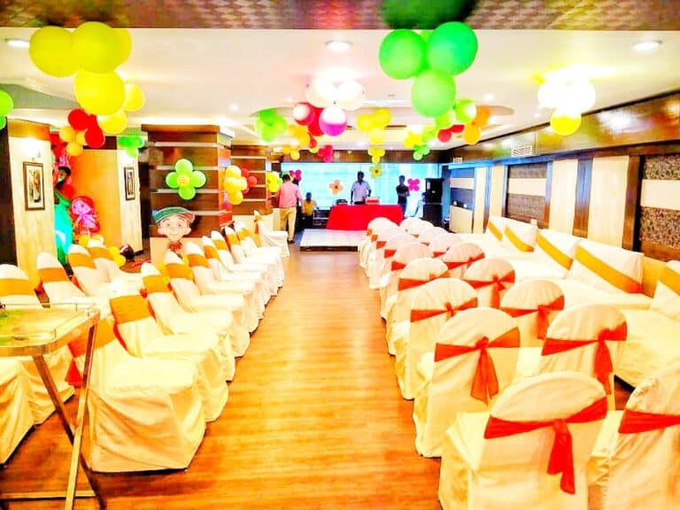 Seminar hall in Kolkata